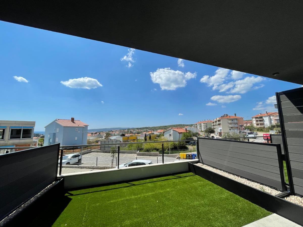 Lux Nanea Apartment Đảo Krk Ngoại thất bức ảnh