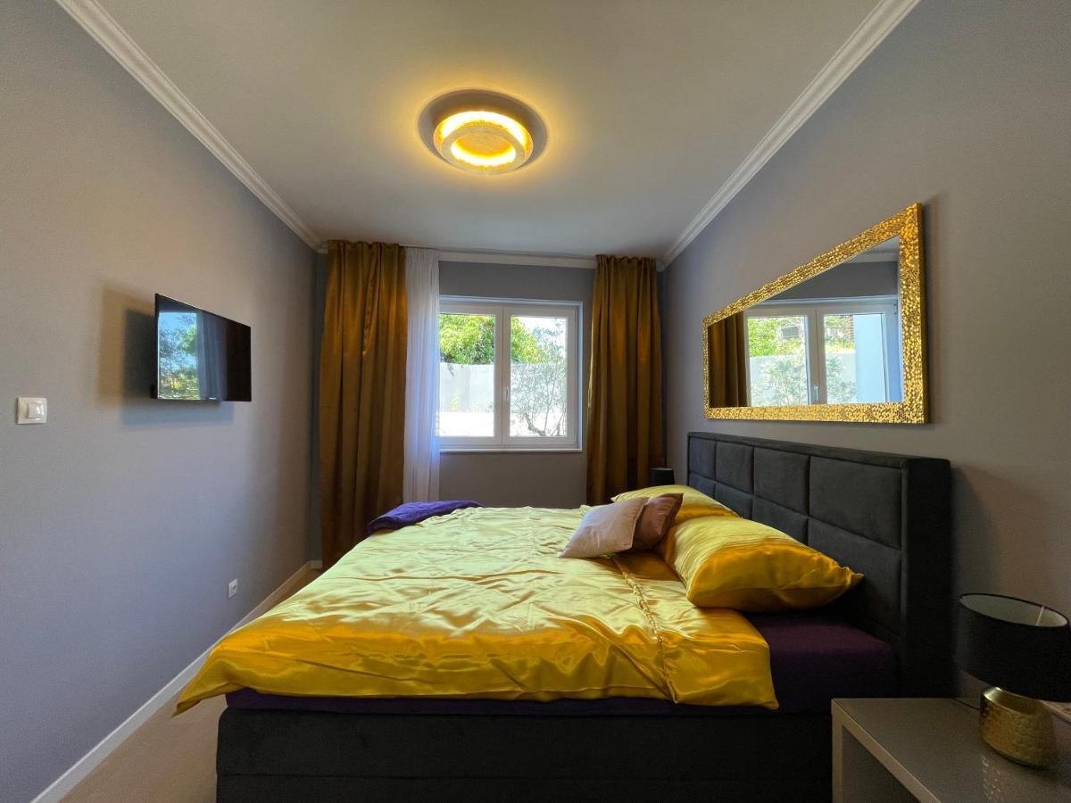 Lux Nanea Apartment Đảo Krk Ngoại thất bức ảnh